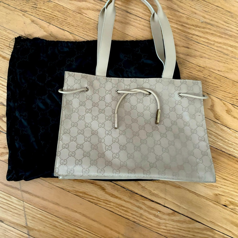 Gucci beige shoulder bag